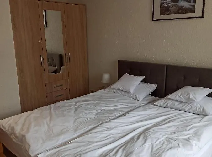 Jola * 스클라르스카포렘바